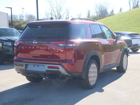New 2026 Nissan Pathfinder SL w/ SL Premium Package image 4