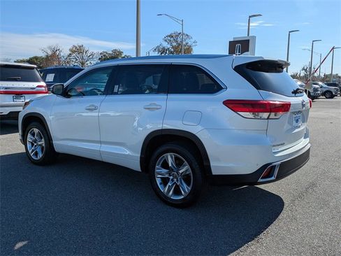 Used 2019 Toyota Highlander Limited image 6