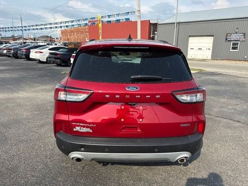 Used 2020 Ford Escape Titanium AWD/4WD image 8