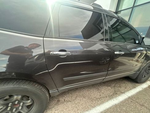 Used 2017 Chevrolet Traverse LS FWD image 4