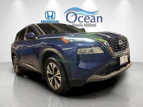 Used 2023 Nissan Rogue SV image 7