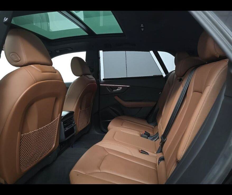 Used 2023 Audi Q8 Premium Plus w/ Premium Plus Package AWD/4WD image 7