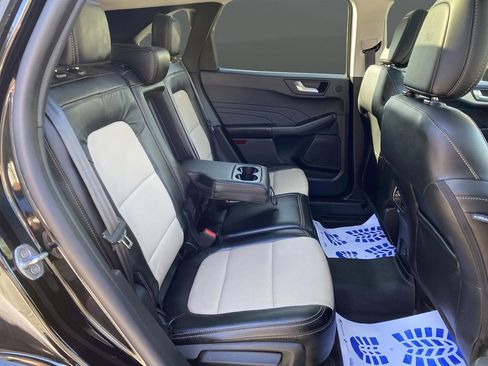 Used 2021 Ford Escape Titanium w/ Titanium Elite Package image 42