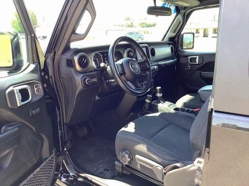 Used 2021 Jeep Wrangler Willys image 6