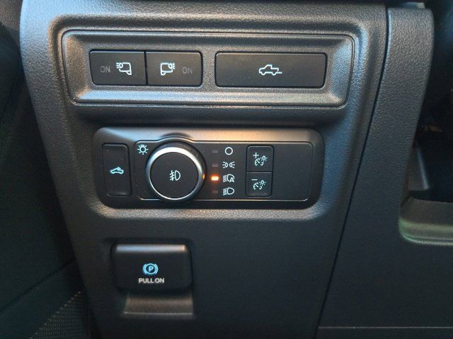 Used 2022 Ford F150 XLT w/ Equipment Group 302A High RWD image 15