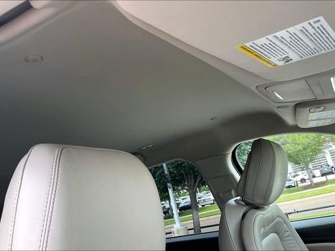 Used 2020 Lincoln Aviator Reserve w/ Elements Package Plus AWD/4WD image 19