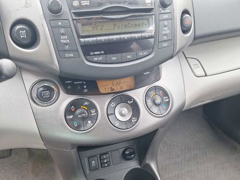 Used 2010 Toyota RAV4 Limited AWD/4WD image 11