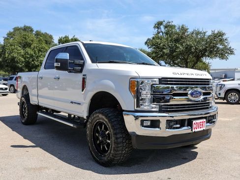 Used 2017 Ford F250 Lariat w/ Chrome Package AWD/4WD image 9
