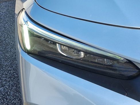 Used 2023 Honda Civic EX image 9