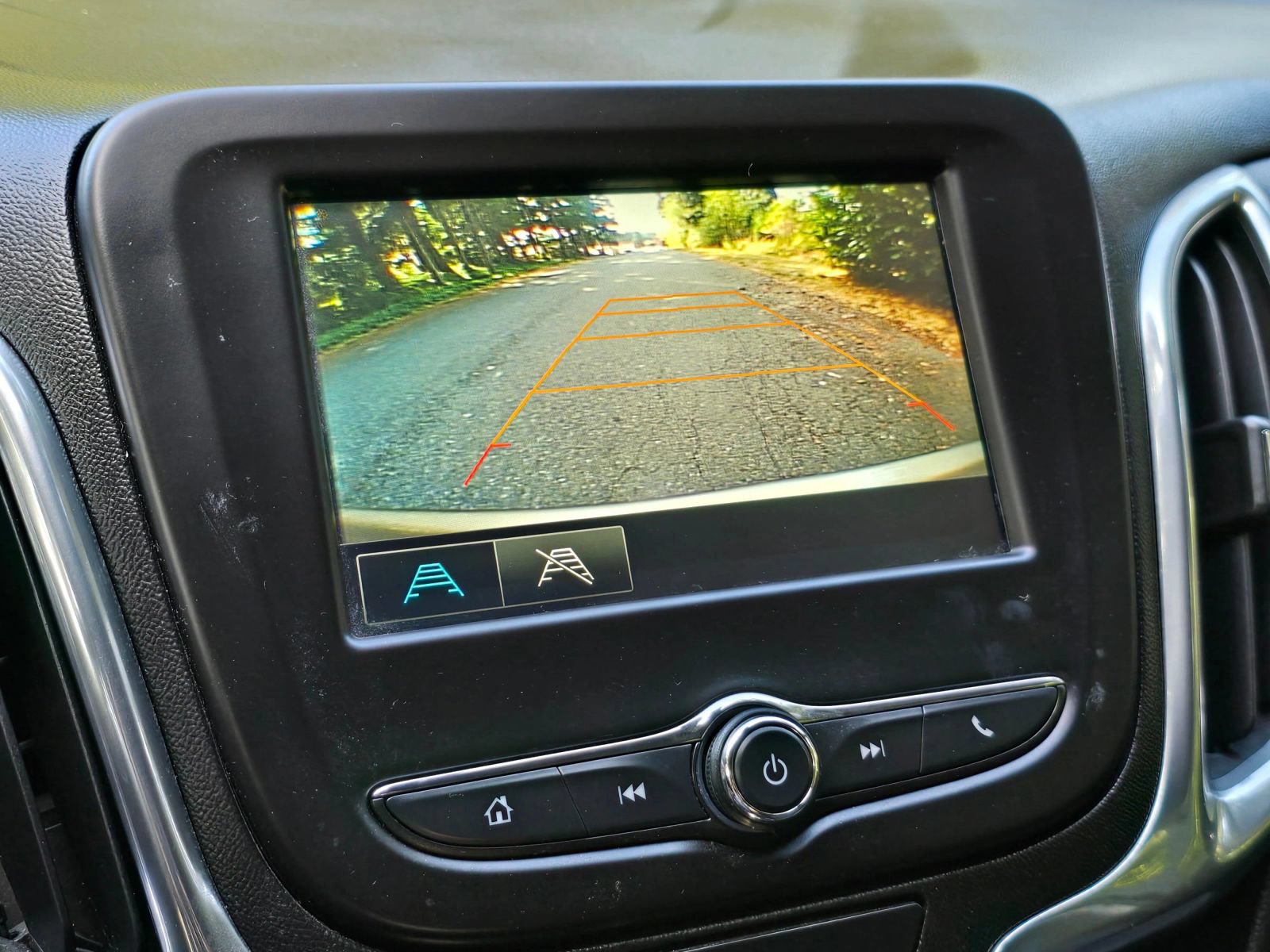Used 2018 Chevrolet Equinox LT AWD/4WD image 28