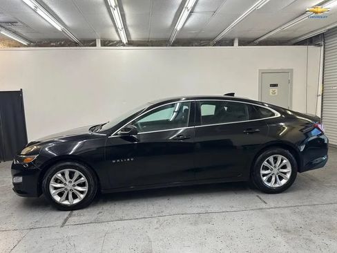 Used 2021 Chevrolet Malibu LT FWD image 4
