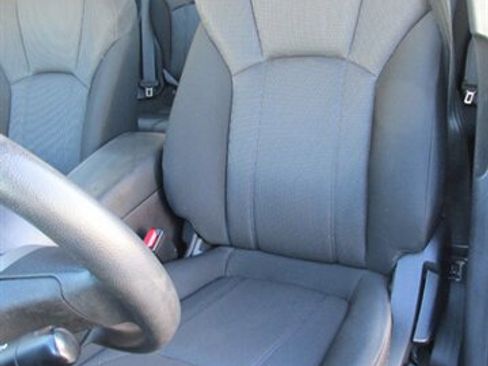 Used 2018 Subaru Impreza 2.0i w/ Popular Package #2 image 9