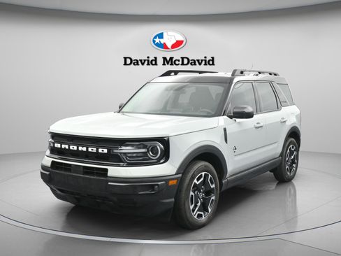 Used 2024 Ford Bronco Sport Outer Banks w/ Tech Package AWD/4WD image 4