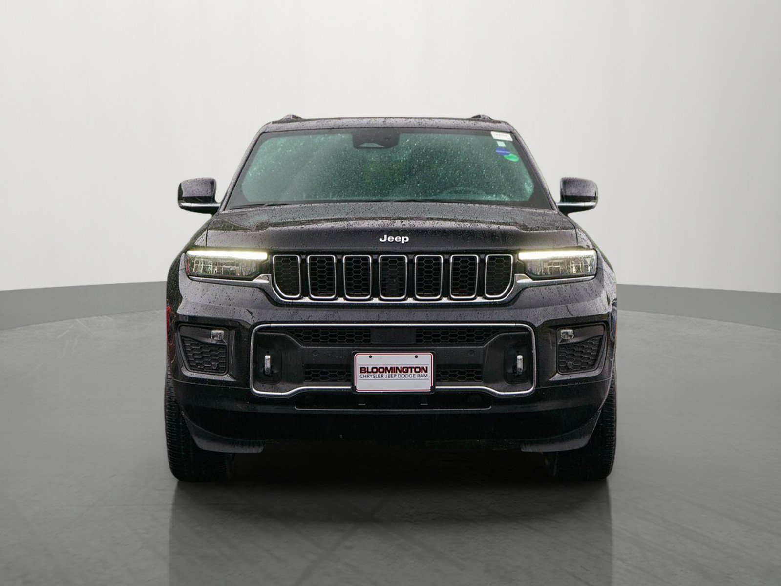 Used 2023 Jeep Grand Cherokee L Overland AWD/4WD image 2