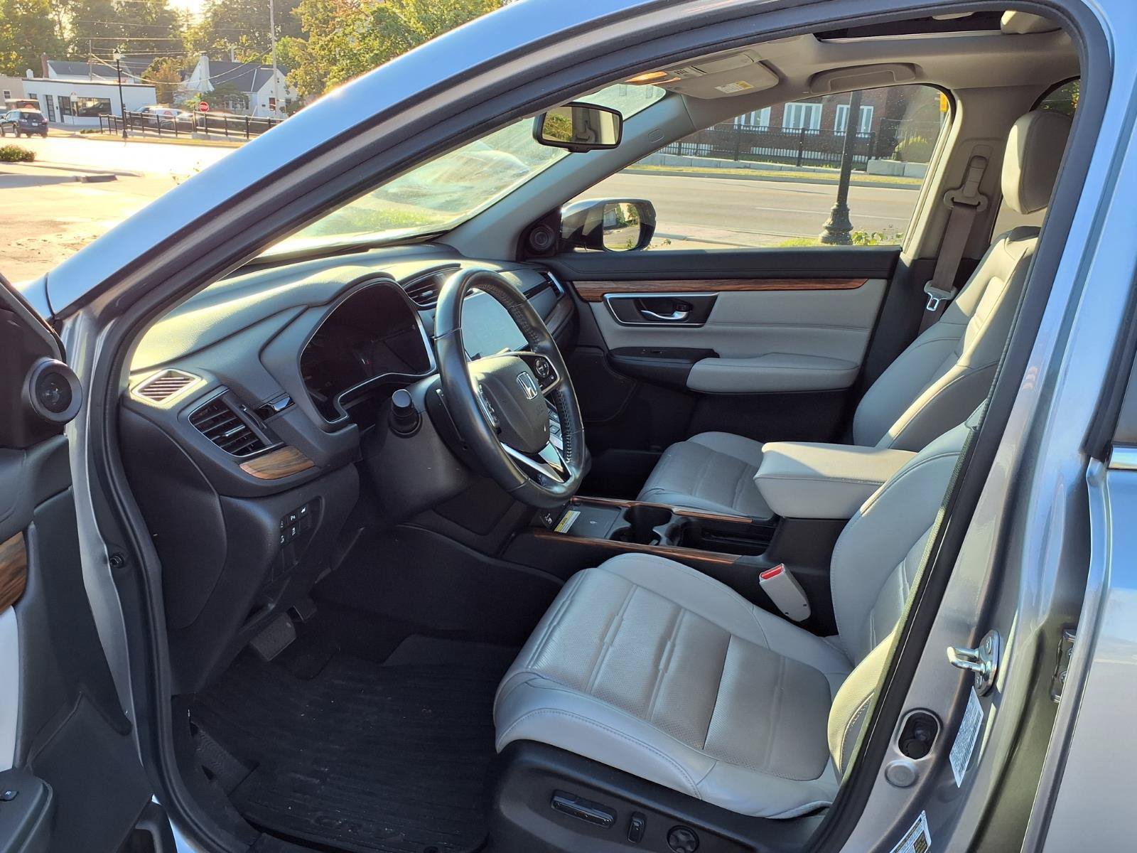 Used 2020 Honda CR-V Touring image 22