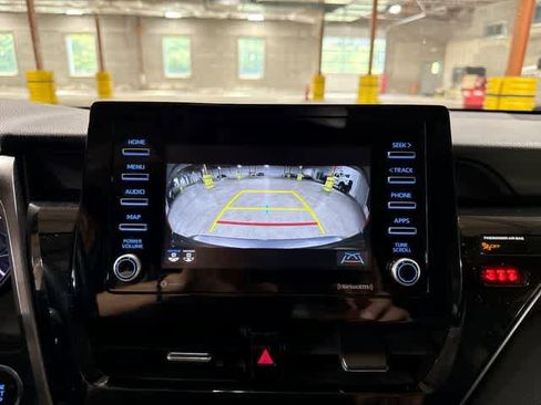 Used 2021 Toyota Camry SE w/ Cold Weather Package AWD/4WD image 25