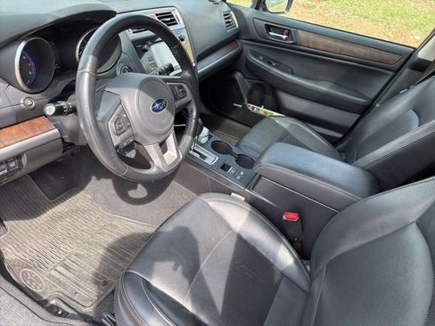 Used 2015 Subaru Outback 2.5i Limited image 11