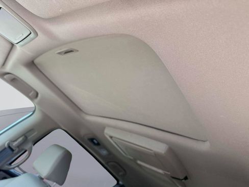 Certified 2024 Honda Odyssey Touring image 35