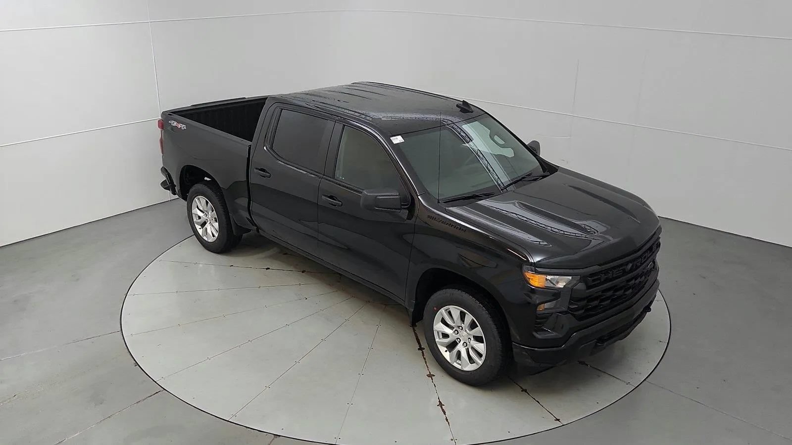 Used 2023 Chevrolet Silverado 1500 Custom w/ LPO, Dark Essentials Package AWD/4WD image 17