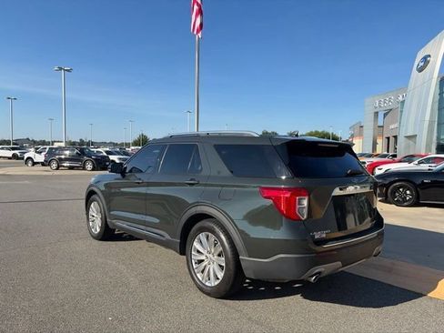 Used 2023 Ford Explorer Limited w/ Limited Technology Package RWD image 3
