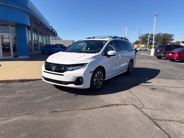 New 2027 Honda Odyssey Elite image 2