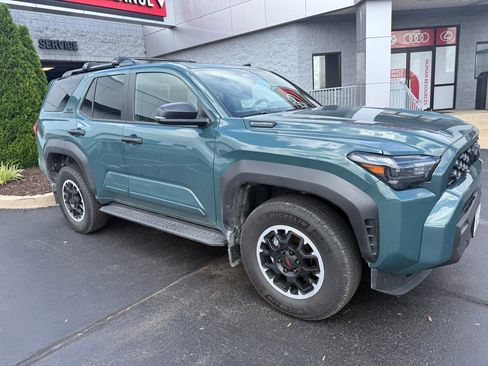 Used 2025 Toyota 4Runner TRD Off-Road AWD/4WD image 1
