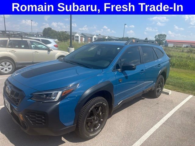 Used 2025 Subaru Outback Wilderness AWD/4WD image 1