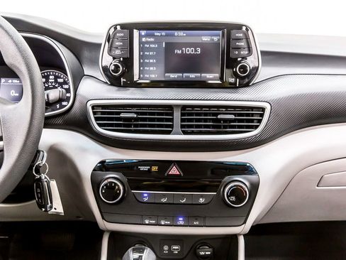 Used 2020 Hyundai Tucson SE w/ Cargo Package FWD image 17