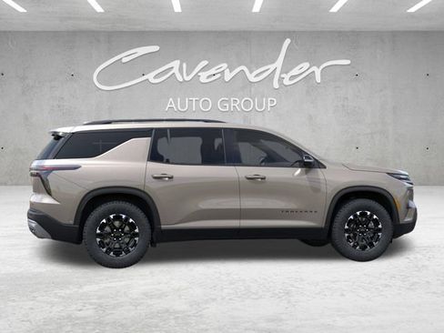 New 2027 Chevrolet Traverse Z71 w/ Enhanced Driving Package AWD/4WD image 5
