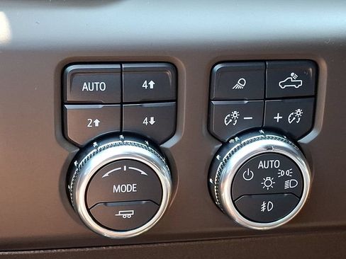 Used 2024 GMC Sierra 2500 Denali w/ Denali Reserve Package AWD/4WD image 26