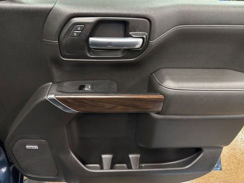 Used 2019 GMC Sierra 1500 SLT w/ SLT Convenience Package AWD/4WD image 25