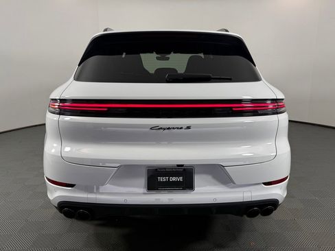 Certified 2026 Porsche Cayenne S AWD/4WD image 6