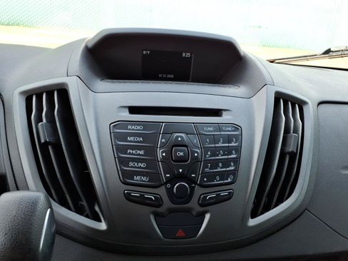 Used 2018 Ford Transit 350 XL RWD image 25