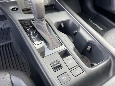 New 2026 Nissan Sentra SR w/ SR Premium Package image 28