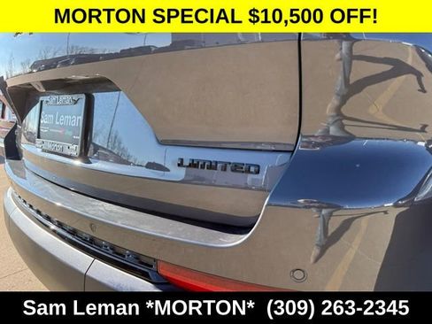 New 2025 Jeep Grand Cherokee L Limited w/ Black Appearance Package image 10