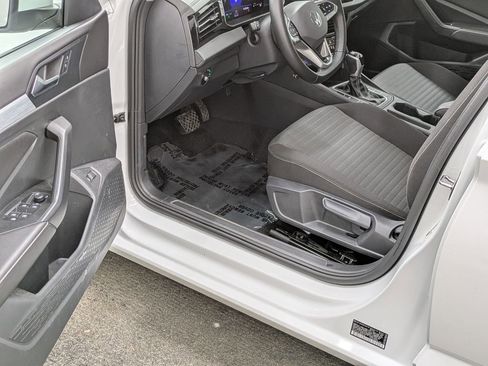 Used 2025 Volkswagen Jetta S FWD image 21