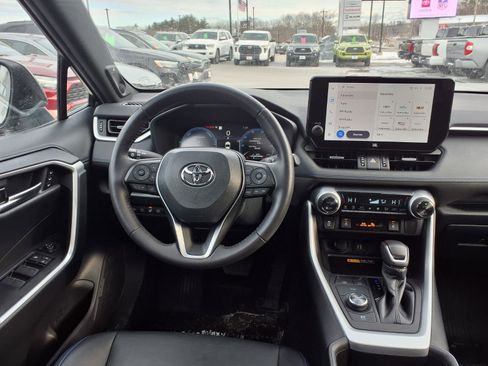 Used 2023 Toyota RAV4 XSE image 9
