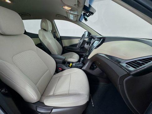 Used 2018 Hyundai Santa Fe Sport w/ 2.4L Value Package 02 FWD image 33