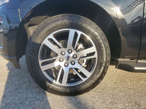 Used 2024 Ford Expedition Max Limited image 7