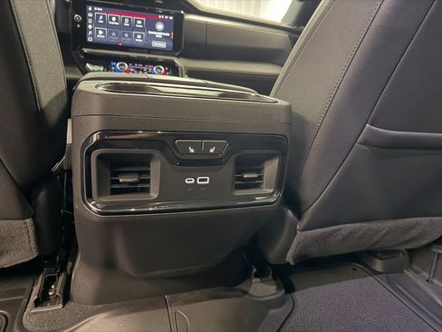 Used 2023 GMC Sierra 1500 AT4 w/ AT4 Preferred Package AWD/4WD image 52