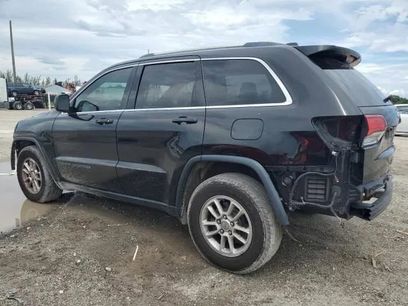 Used 2020 Jeep Grand Cherokee Laredo