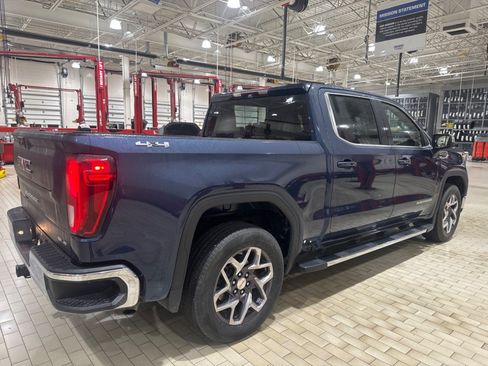 Used 2022 GMC Sierra 1500 SLE AWD/4WD image 6