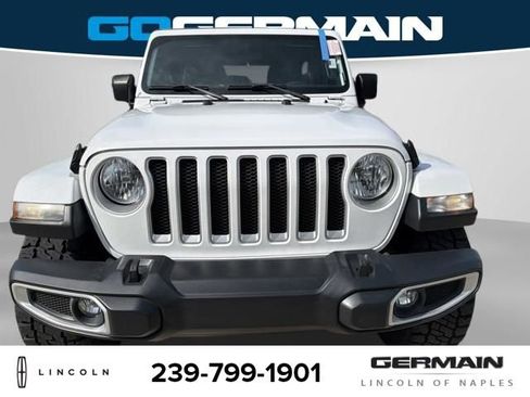 Used 2019 Jeep Wrangler Unlimited Sahara AWD/4WD image 10