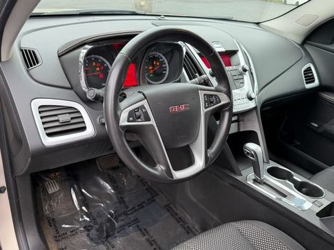 Used 2011 GMC Terrain SLE AWD/4WD image 11
