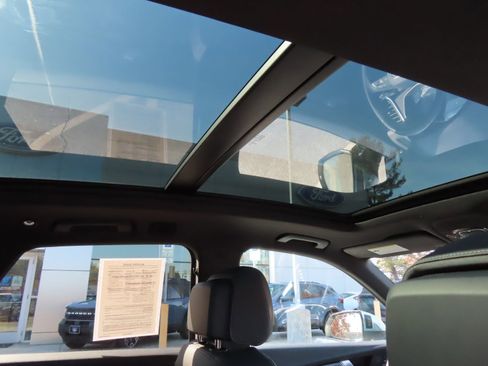 Used 2023 Audi SQ5 Premium w/ Convenience Package image 36