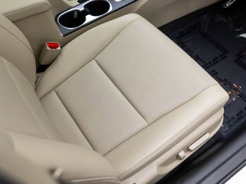 Used 2018 Acura ILX w/ Premium Package image 46