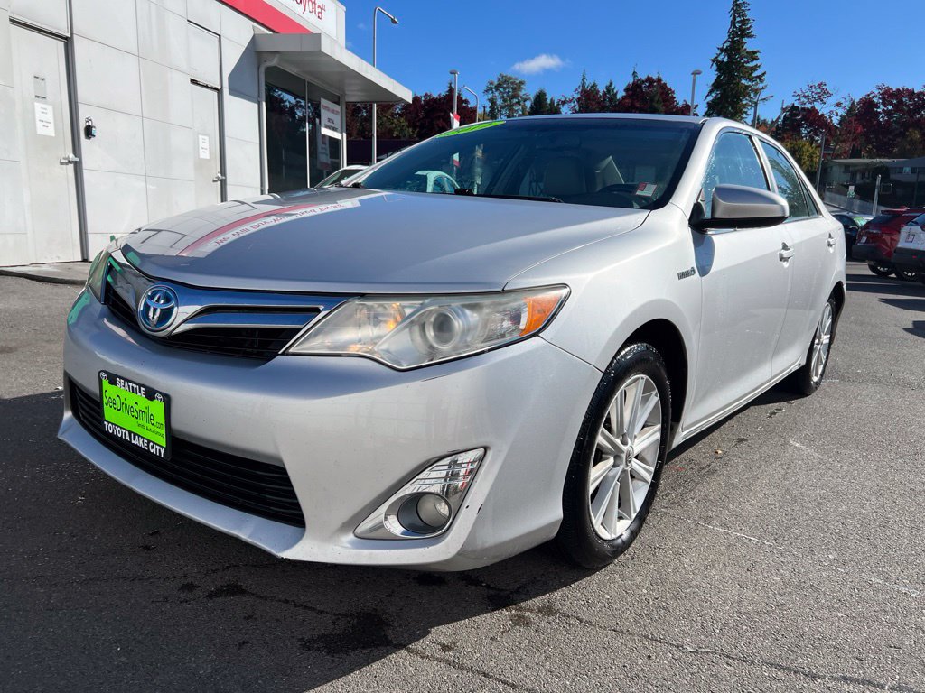 Used 2012 Toyota Camry XLE w/ Leather Pkg FWD image 8