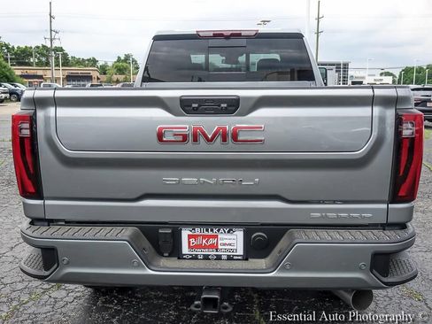 New 2026 GMC Sierra 2500 Denali AWD/4WD image 7