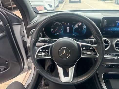 Used 2020 Mercedes-Benz GLC 300 4MATIC image 17
