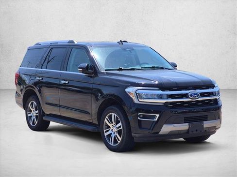 Used 2024 Ford Expedition Limited RWD image 5